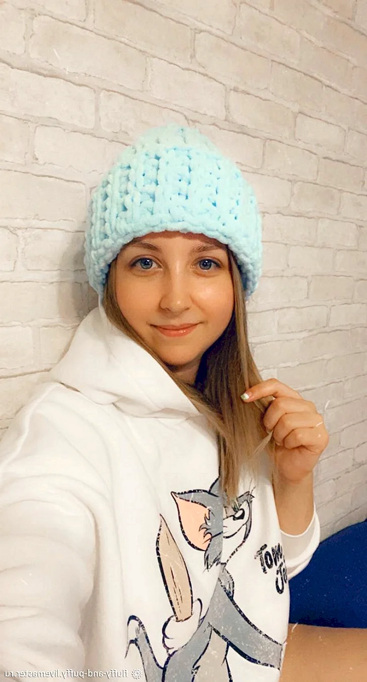 Шапка бини Ализе Пуффи