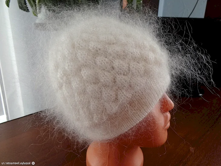 Шапка Mohair Classic Alize
