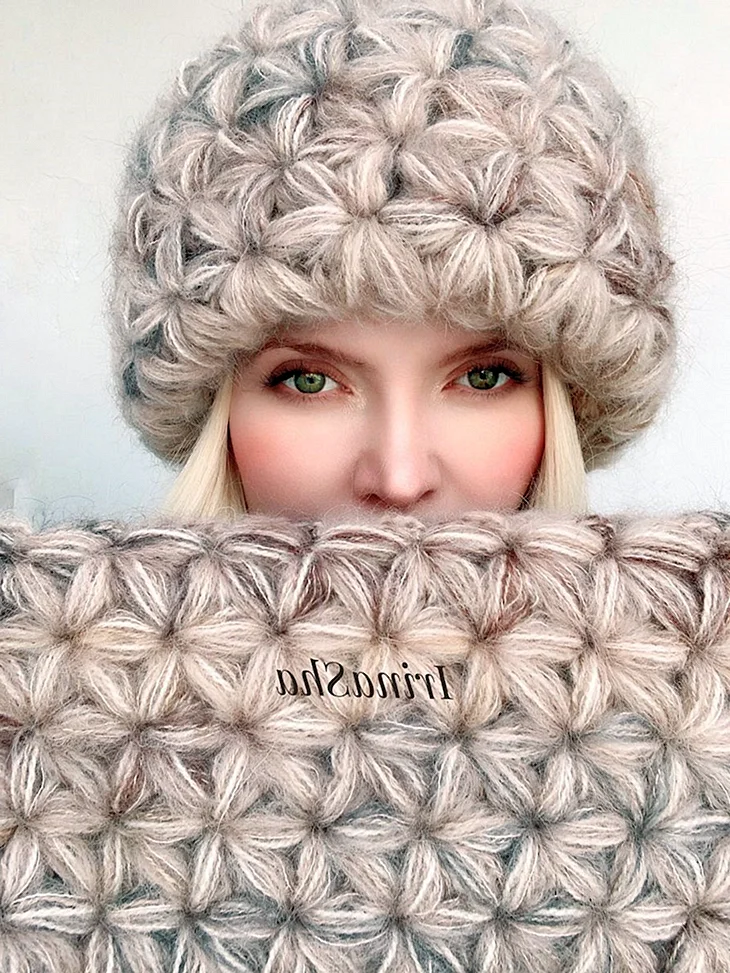 Шапка узором звездочки