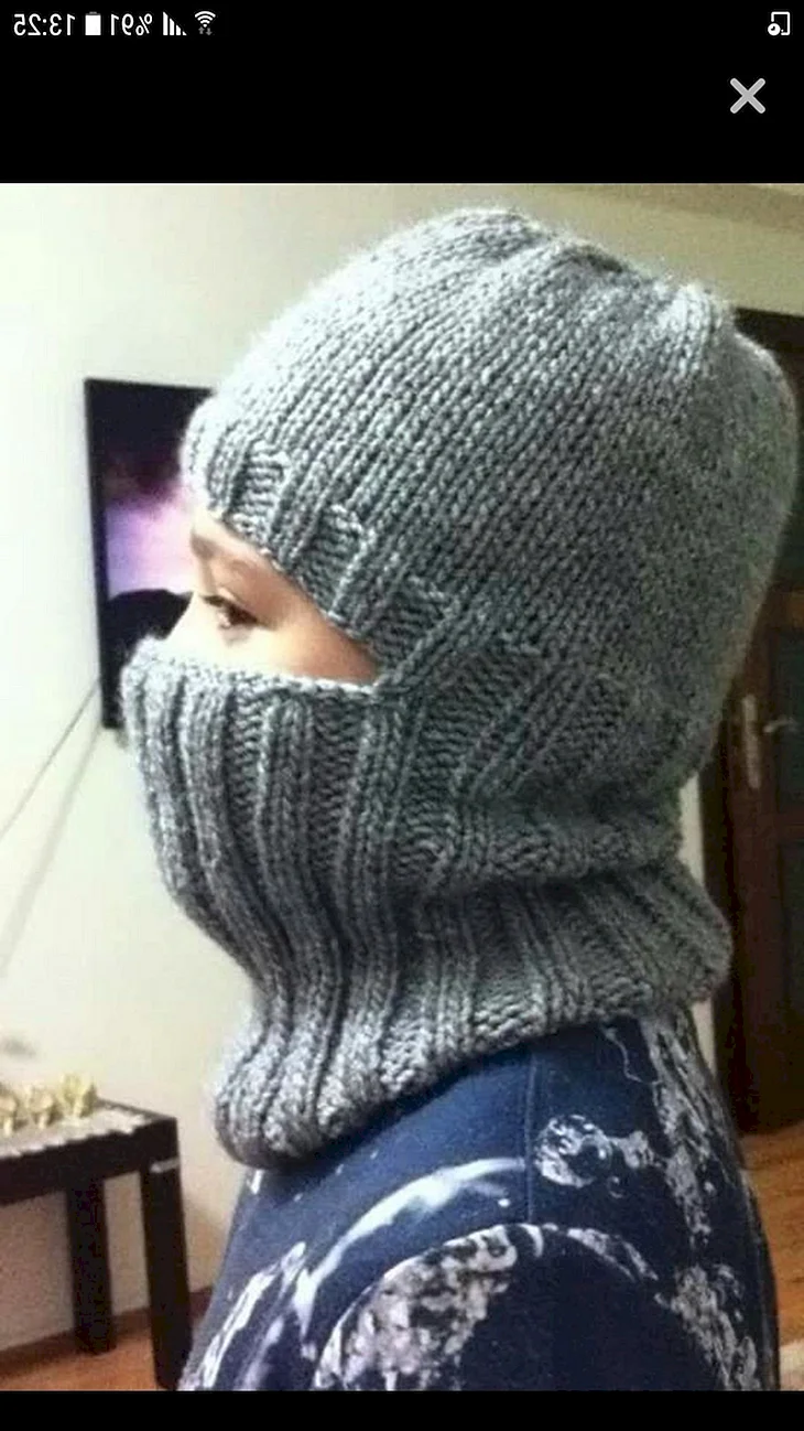 Шлем вязаный женский