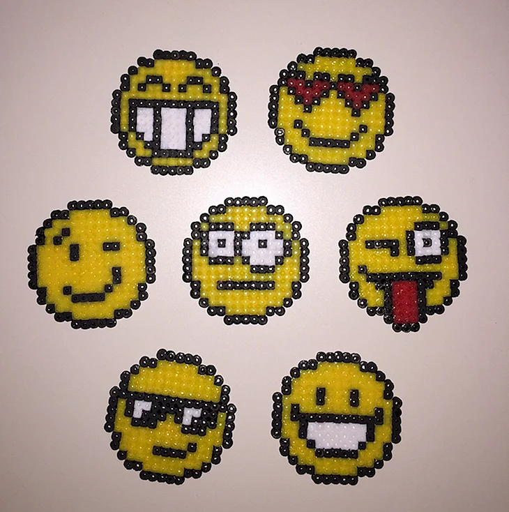 Смайлик из бисера