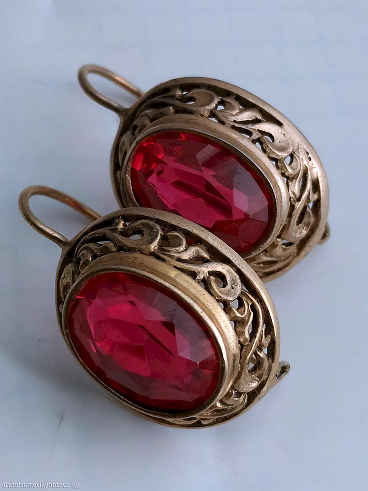 Советские серьги серебро 875 пробы с корундом