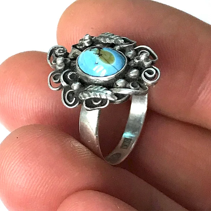 Старинные кольца из серебра