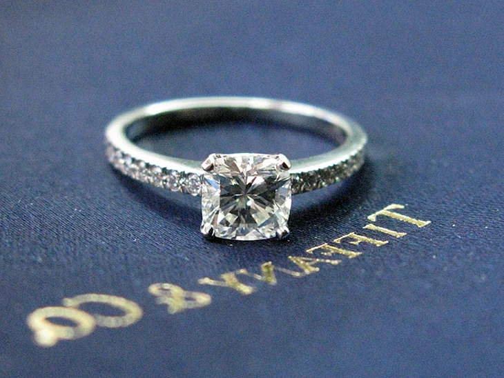 Tiffany & co кольцо с бриллиантом 1.02 CT Н/vs1