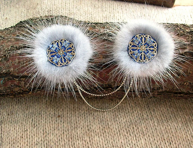 Украшения из меха