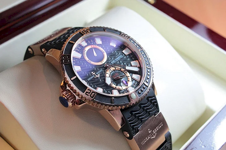 Ulysse Nardin женские часы 799 88