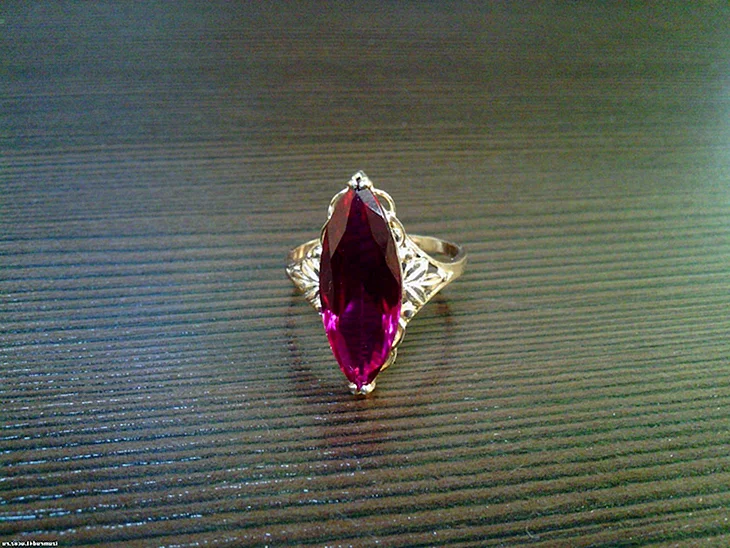 Золотое кольцо маркиза с Рубин камнем