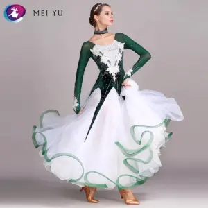 Бальные платья
