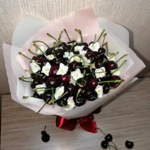 Букет из черешни