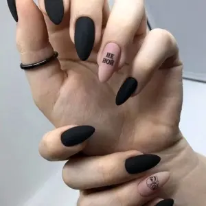 Маник чёрный миндаль матовый