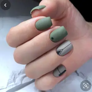 Маникюр хаки матовый