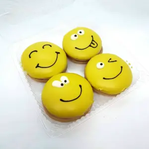 Пирожные смайлики
