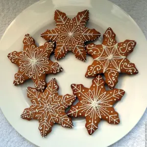 Пряничные снежинки