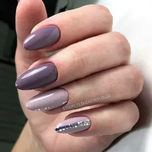 Серофиооетовый маникюр