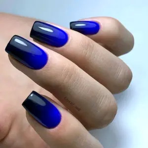 Синие ногти