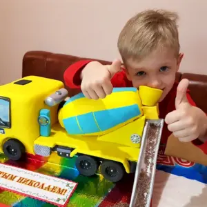 Торт с бетономешалкой для мальчика