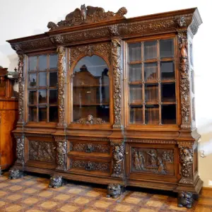 Антикварная мебель