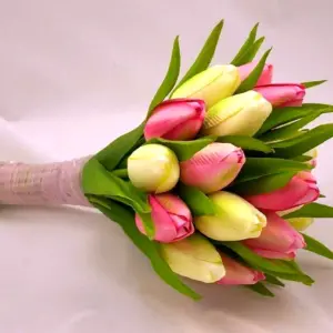 Букет из тюльпанов
