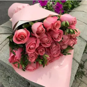 Букет из живых роз