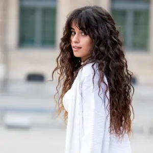 Camila Cabello с челкой