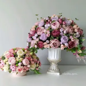 Композиции из искусственных цветов