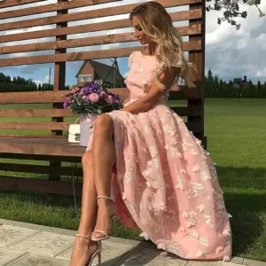 Платье на свадьбу для гостей Ле