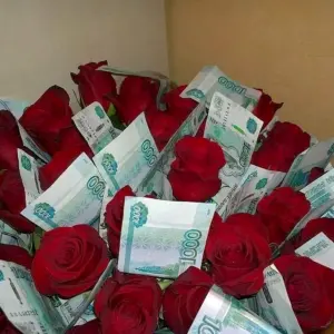 Подарочный букет с деньгами