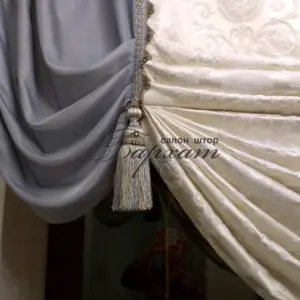 Римская штора из бархата
