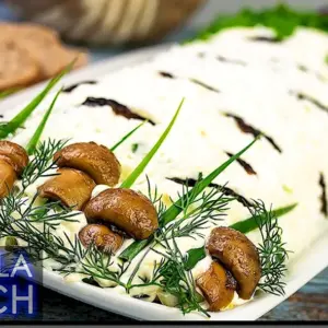 Салат Березка с черносливом и курицей