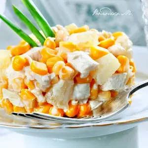 Салат курица ананас кукуруза