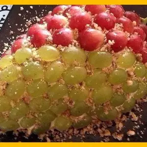 Салат Тиффани с курицей и виноградом