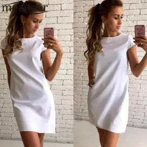 Стильное платье