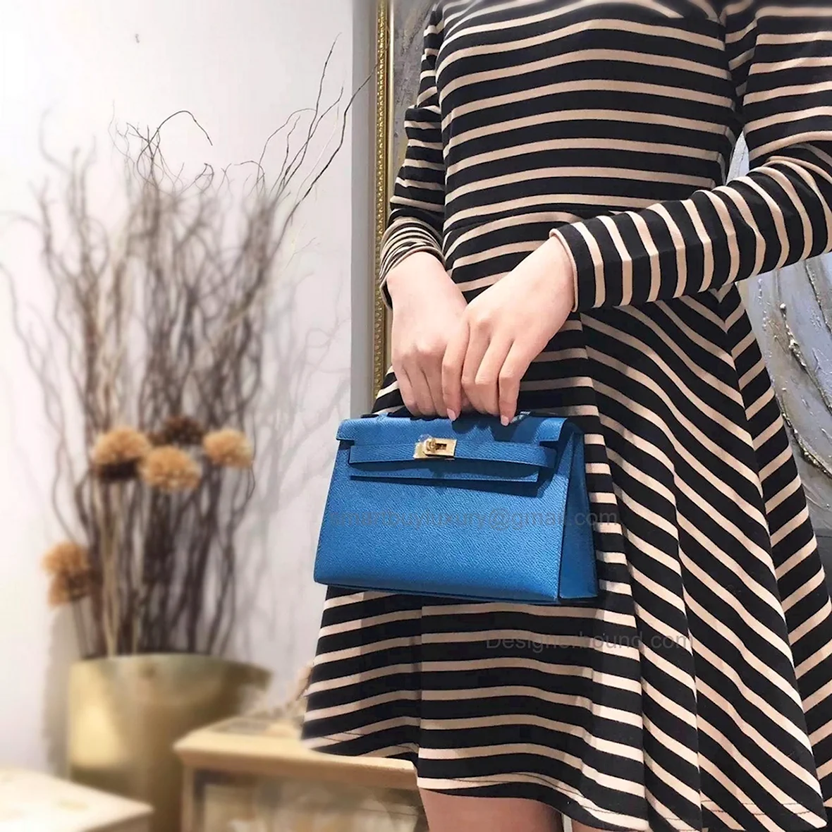 Сумка kelly mini. Хермес мини Келли сумка. Hermes Kelly pochette. Келли 20 Эрмес. Hermes Kelly pochette Mini.