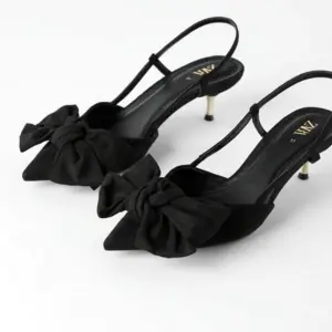 2214510040 2819 Zara босоножки чёрные каблук