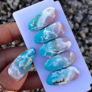 Маникюр морские текстуры