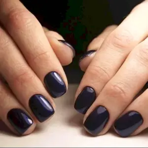 Маникюр на короткие ногти однотонное покрытие