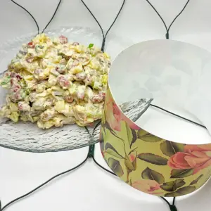 Салат в формочке слоеный