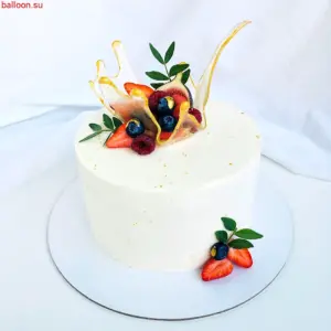 Торт с карамельной вазой