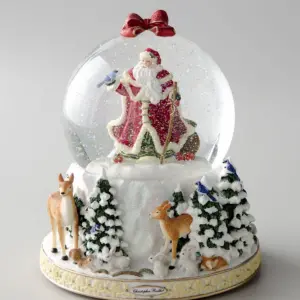 Winter Forest Santa Snow Globe Ceramica